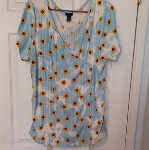 Rue+ top, size 3X.